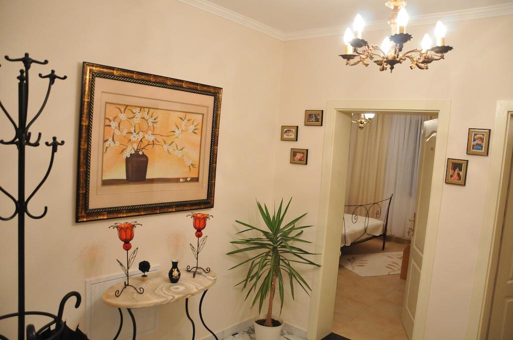 Royal Apartments Ni Exterior foto